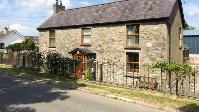 Grove Fort Self Catering Farmhouse