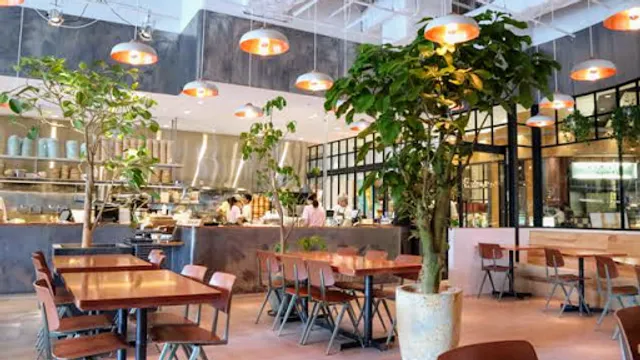 Monsoon Cafe Saitama-Shintoshin