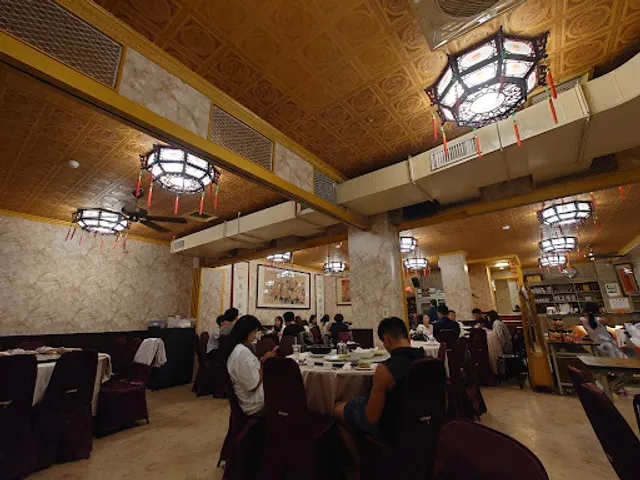 Deyi Lou Restaurant