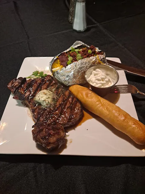 Dev’s Steakhouse & Live Music Lounge