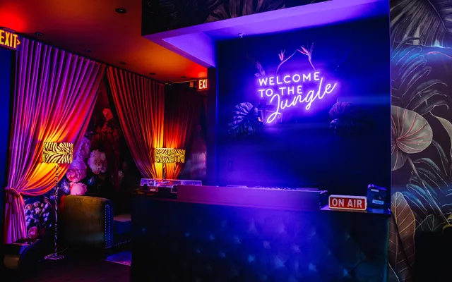 El Laundry Room | Speakeasy