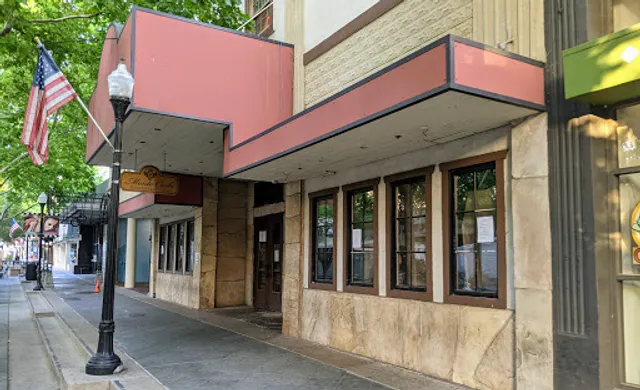 Monte Carlo Niteclub & Restaurant