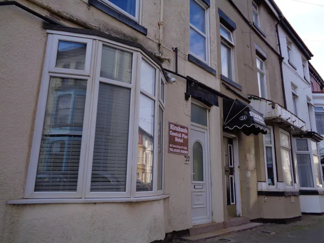 Kirubash Central Pier Hotel