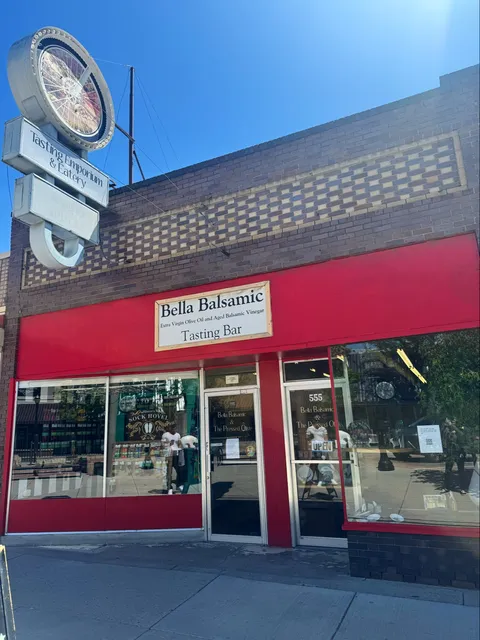 Bella Balsamic & The Pressed Olive