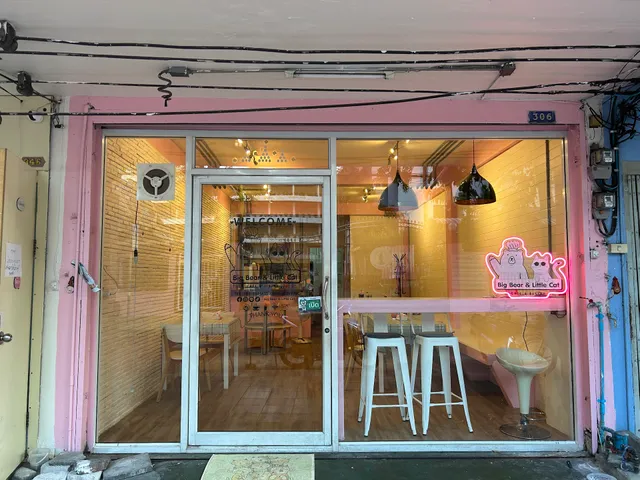 Big Bear & Little Cat