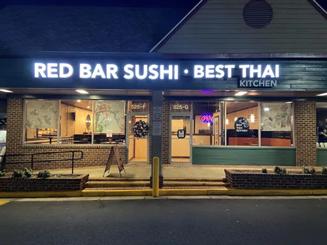 Red Bar Sushi & Best Thai Kitchen