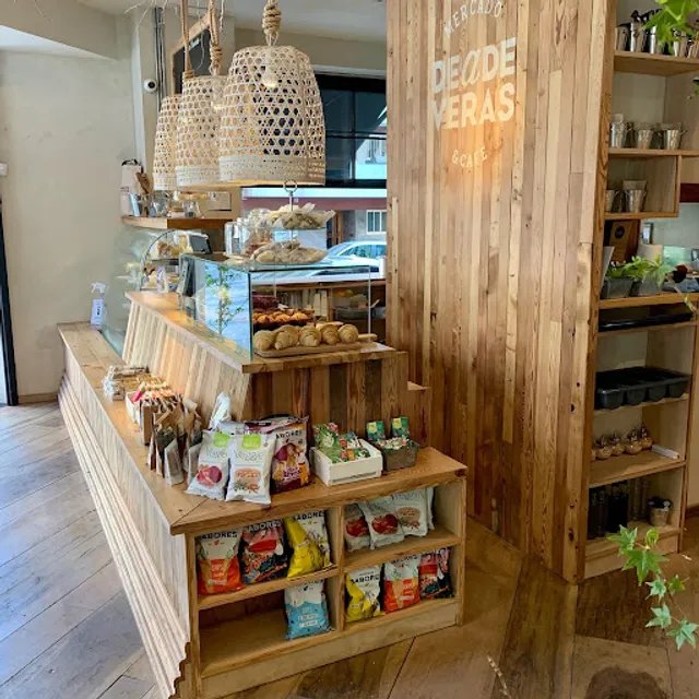 De a Deveras Mercado y Café