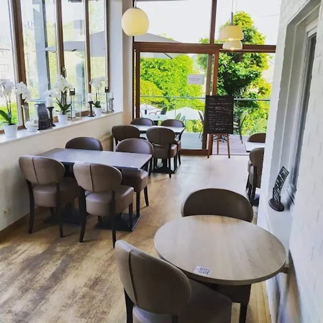 L'Amarante / Leonidas Theux