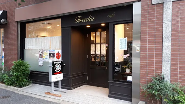 Cafe Tweedia