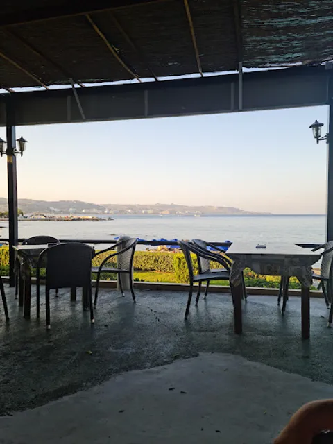 Victoria - Beach Restaurant