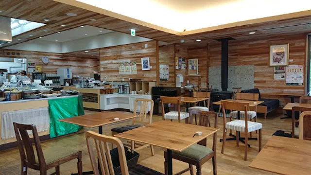 ビュッフェレストラン奥河内（道の駅 奥河内くろまろの郷）