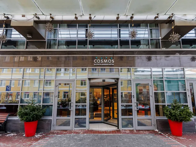 Cosmos St. Petersburg Olympia Garden Hotel