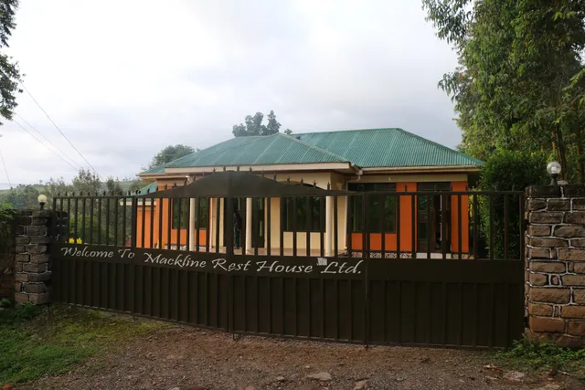 Mackline Rest House