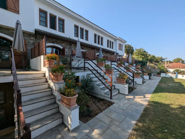 Smaragdi Luxury Apartments