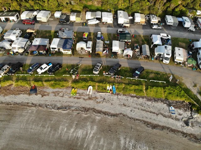 Long Bay Motor Camp & Cabins