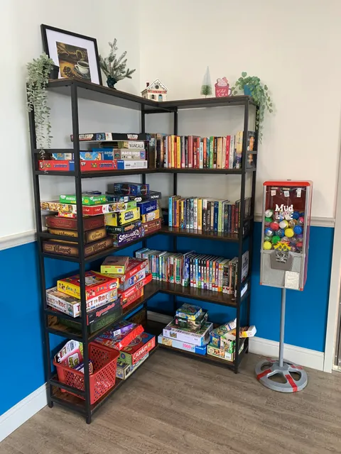 Family Room Coffee & Bake Shop