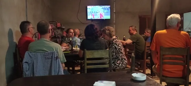 Happy Restaurants & Bar