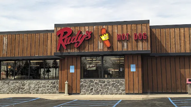 Rudy's Hot Dog
