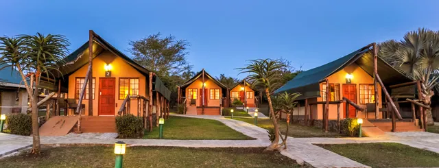 Zulu Nyala Heritage Safari Lodge & Tented Camp - Hluhluwe