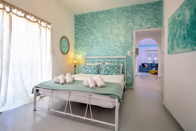 Blue Violet Apartment