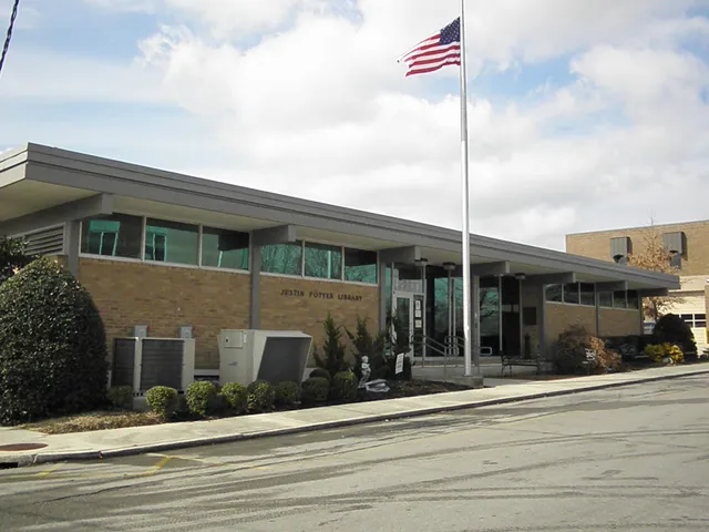 Justin Potter Library