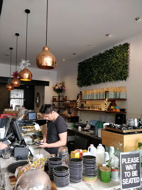 Eat N Chill Wholefood Cafe