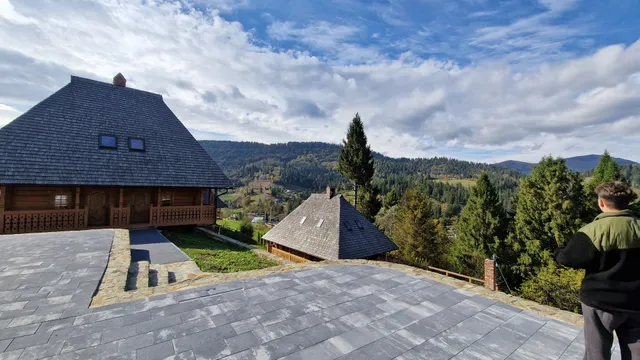 Апарт-Готель "Панщина"