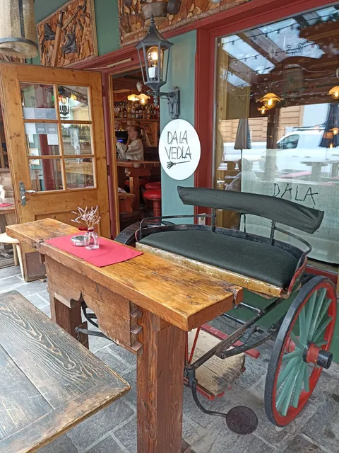 Pizzeria Ristorante Bar La Vedla