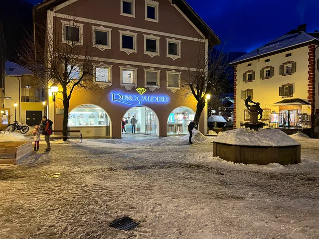 Runggaldier M. & C. KG