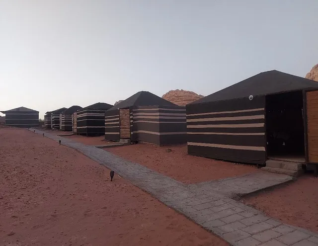 Beduin Star Trail Camp