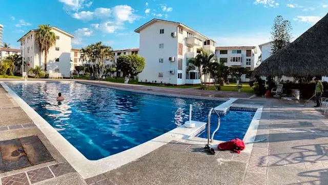 Hotel Condominios La Marina