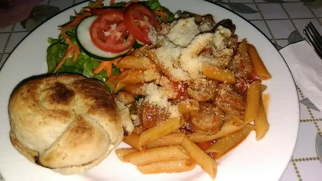 Mangrove Inn & Restaurant