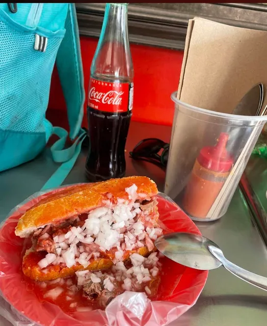 Tortas Ahogadas Don José El de la Bicicleta