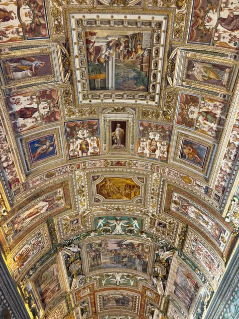 Sistine Salon