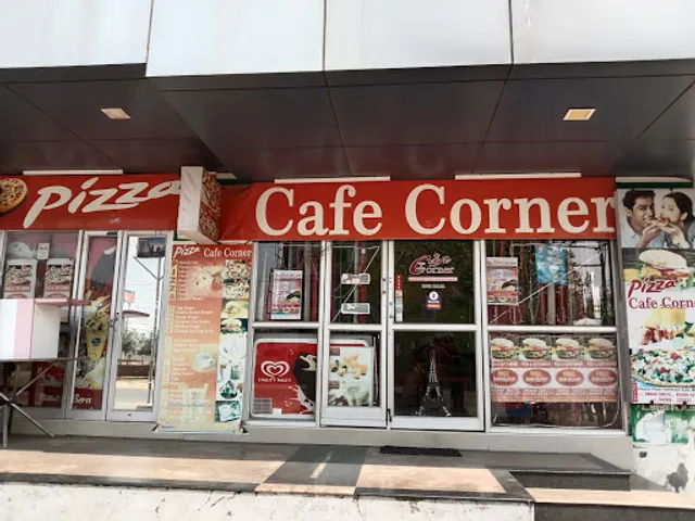 Pizza & Cafe Corner