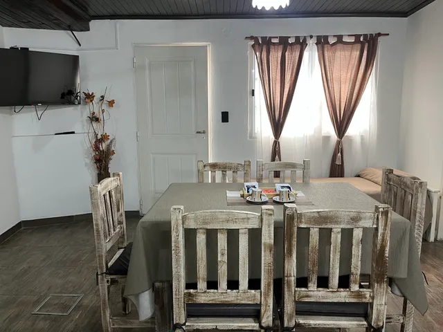 Alquiler Temporario a 5 Cuadras del Centro de la Ciudad - Hospedaje "Buenos Ayres de Curuzú"