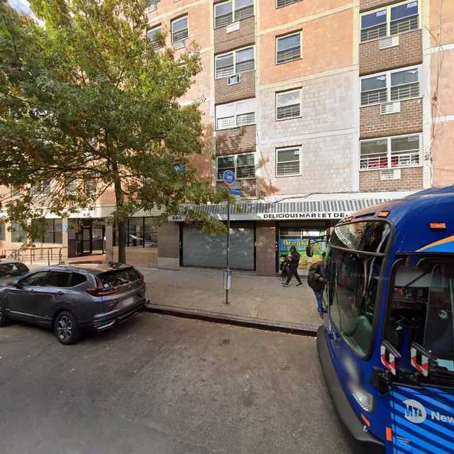 Delicious Market Deli & Grill