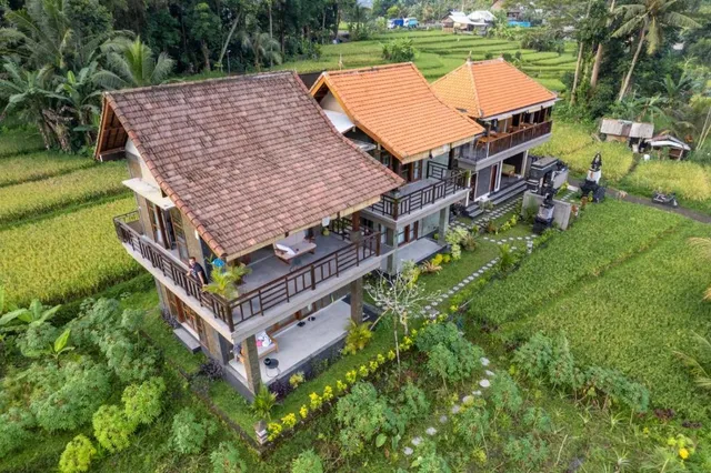 Ume Dukuh Home Sidemen