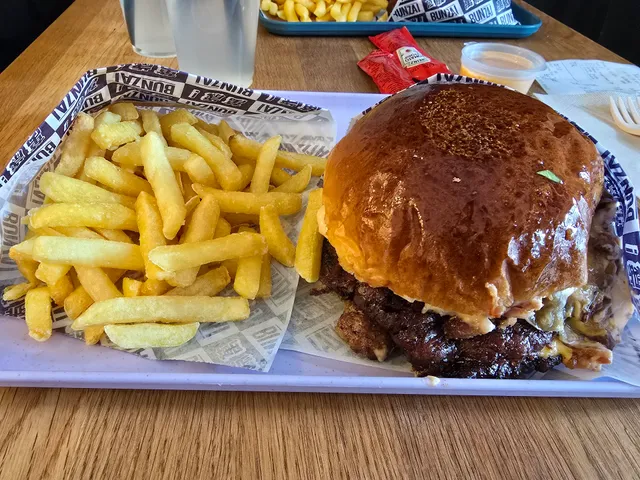 BUNZAI - Genuine Smash Burgers