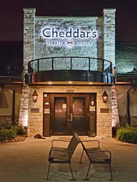 Cheddar's Scratch Kitchen