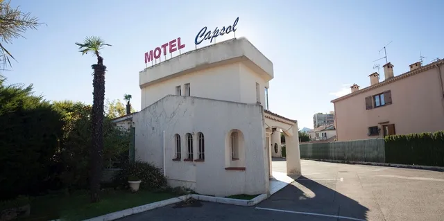 Motel Capsol