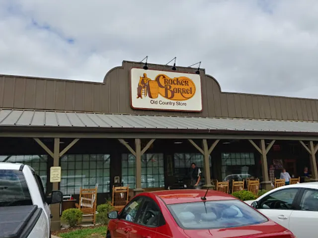 Cracker Barrel Old Country Store