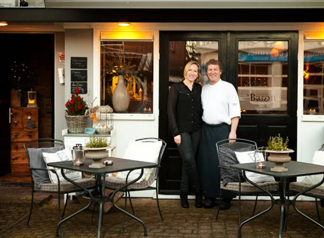 Bar Bistro Restaurant Le Baron