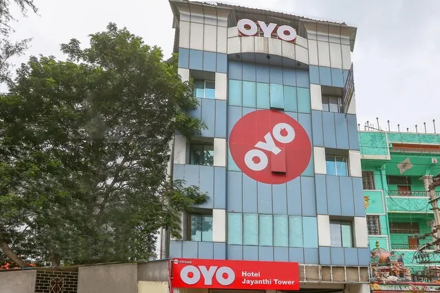 OYO 49048 Jayanthi Tower