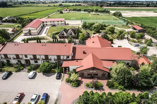 Hotel i Restauracja HEAVEN Chabsko / Mogilno Wakacje Szlak Piastowski