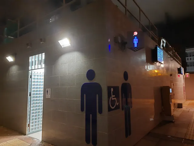 Kowloon Park Public Toilet