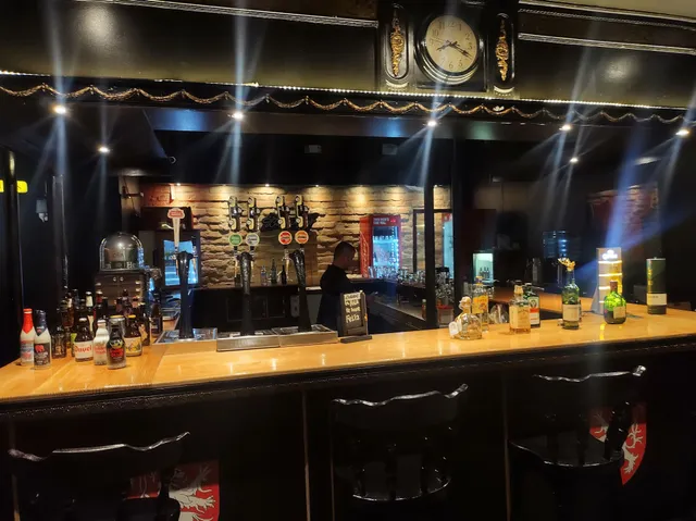 Public House Laureles