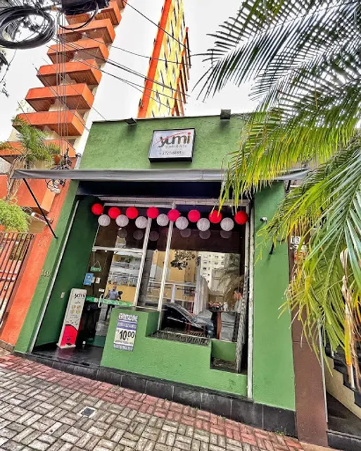 Yumi Sushi & Arte