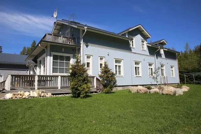 PikkuPriha Kirkkotiellä