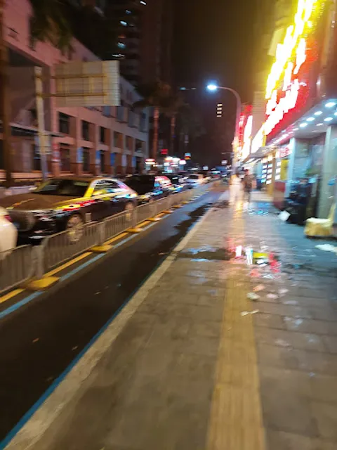 Dongmenting Foreign Country Flavor Featured Food Street